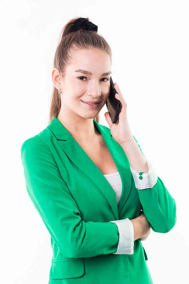 biznesowa fotografia kobiety z telefonem
